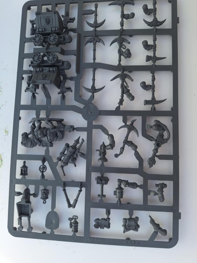 Warhammer Dwarf Miners Boxed, Plastic - opened