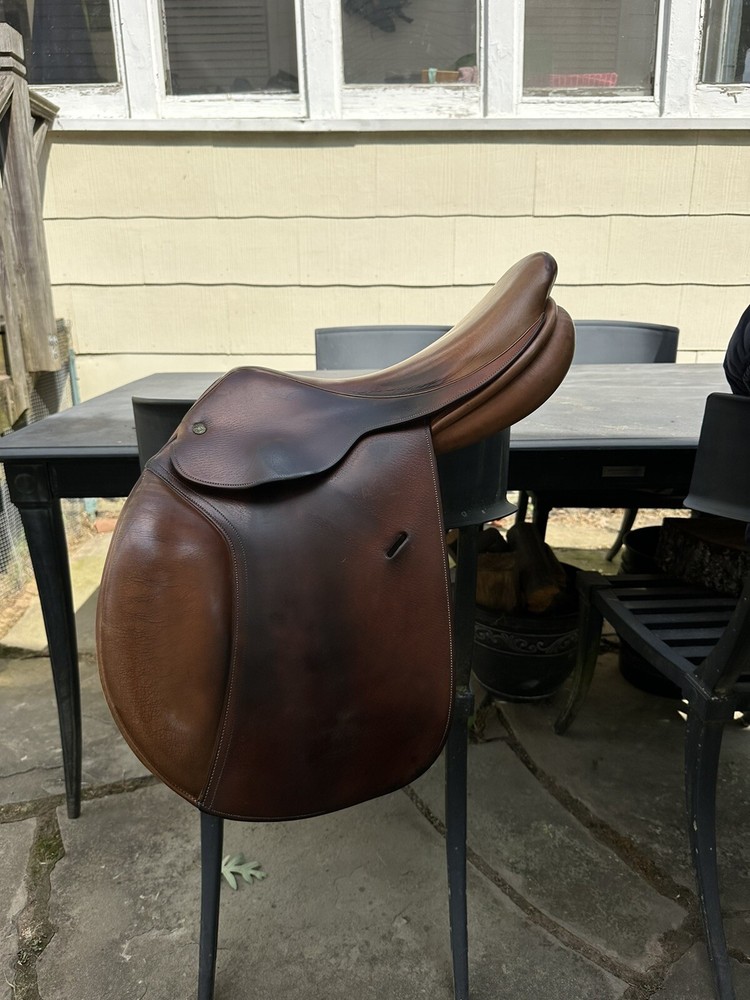 Crosby Centennial Saddle, 16.5” w/Regular Tree