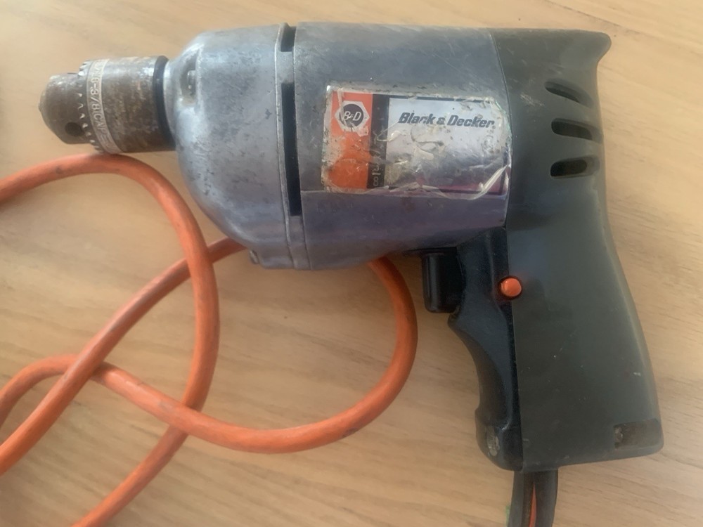 Vintage Black & Decker 3/8" Drill. Tested