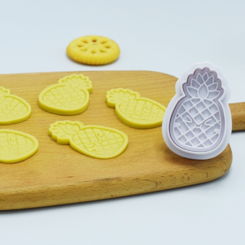 3D Pineapple Shape Kitchen Baking Mold Plastic Cake Decorating Tools Mold