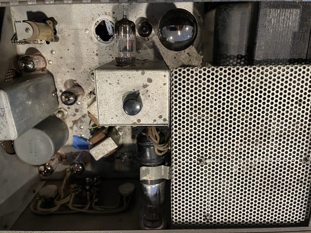 Central Electronics 20A HF SSB/AM/PM/CW Exciter/Transmitter