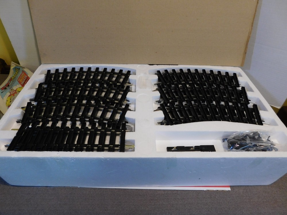 Bachmann Big Haulers Silverton Flyer O - Gauge Train Set