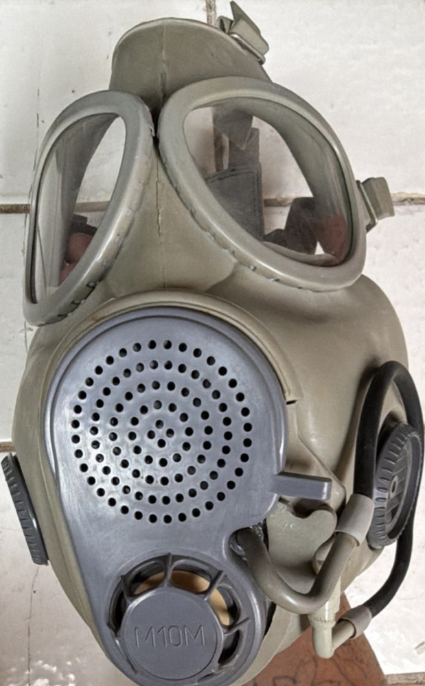 M10M Gas Mask Gray with Filter
