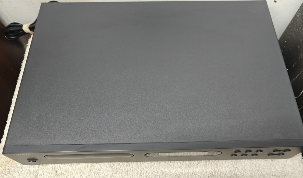 **NAD C521BEE Compact Disc CD Player **