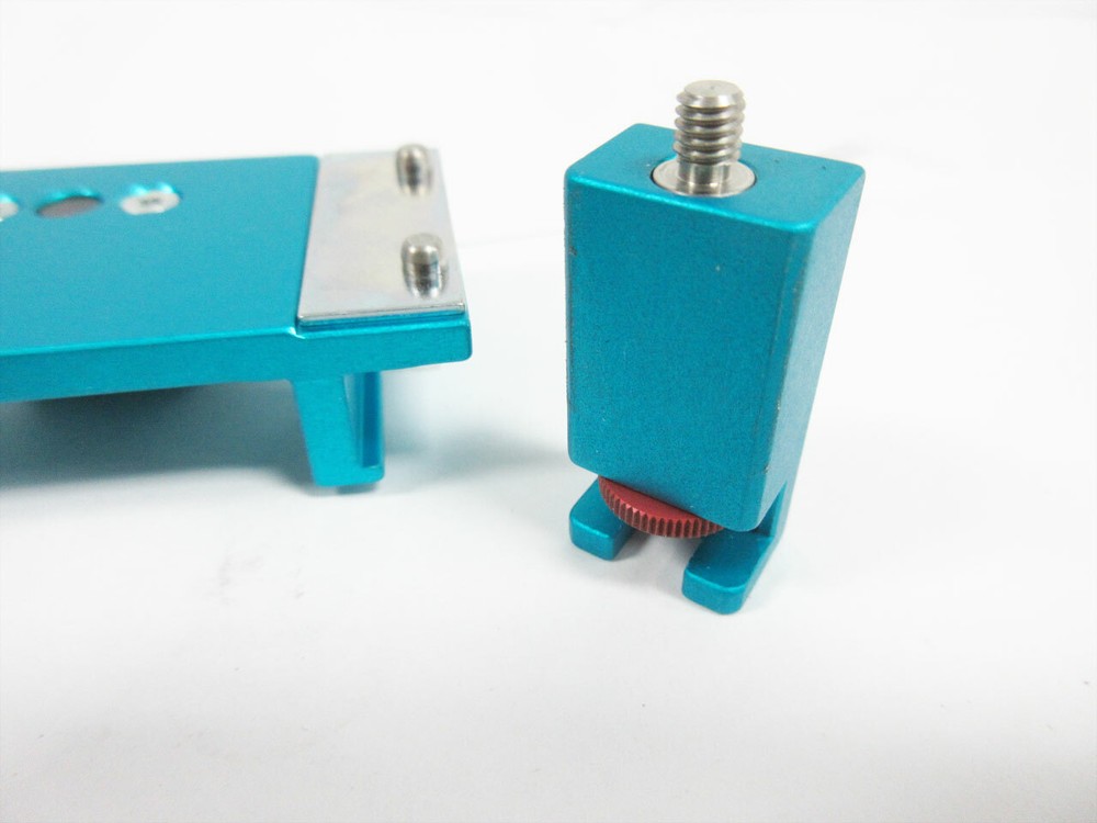 CTC ANALYTICS MSU 014-00A 100 uL SYRINGE ADAPTER & MSK 01-00A HOLDER