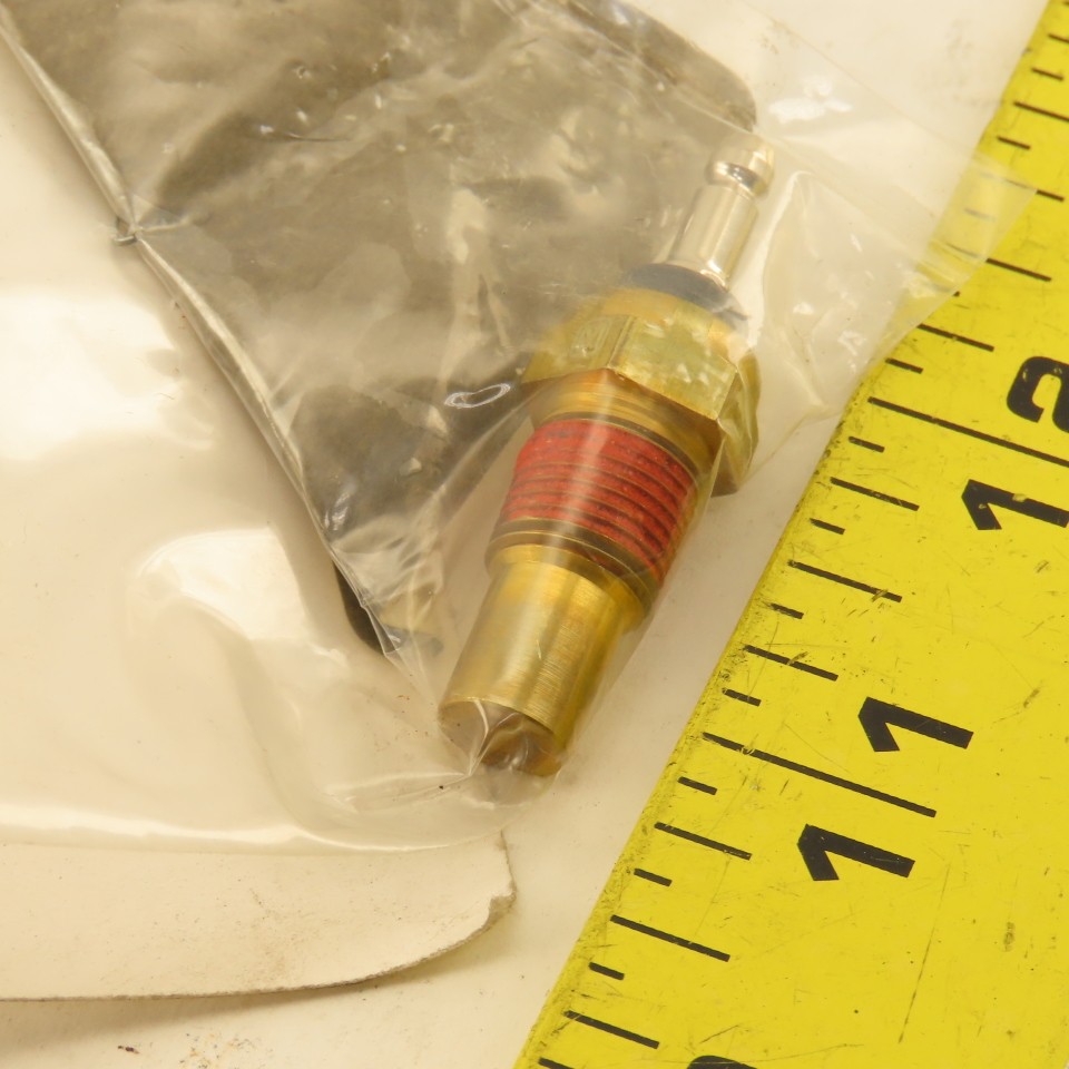 Yale 901303837 Forklift Engine Coolant Sender Unit OEM