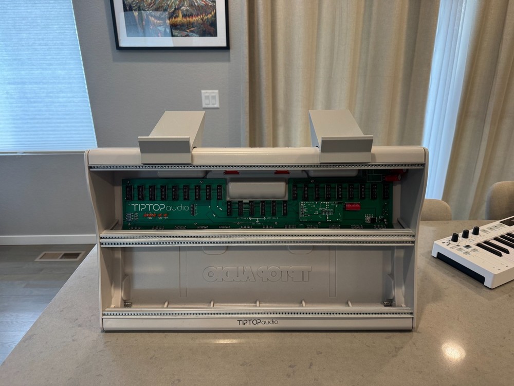 Shelf for Tiptop Mantis Case (pair - light gray)