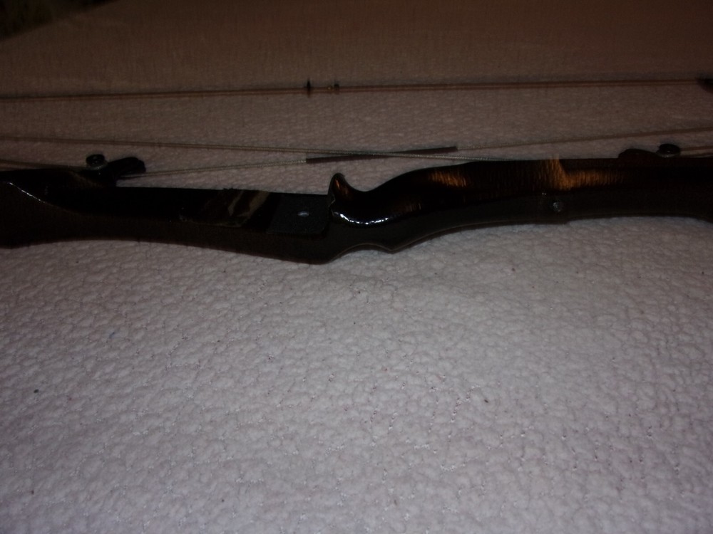 Bear Whitetail Hunter Right Hand Compound Bow