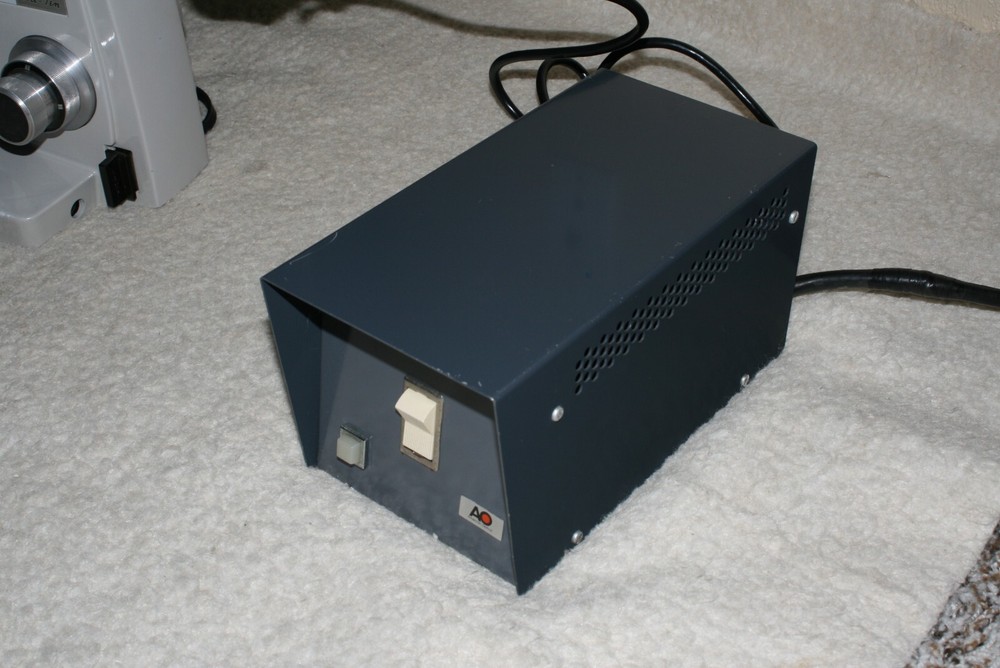 *Sale* AO Microstar 110 FLUORESCENCE / Brightfield Microscope, Refurbished.