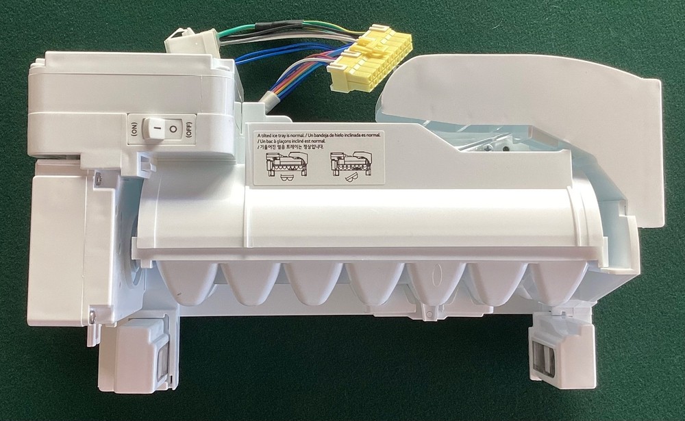 LG Refrigerator Ice Maker Assembly Kit AEQ73110205
