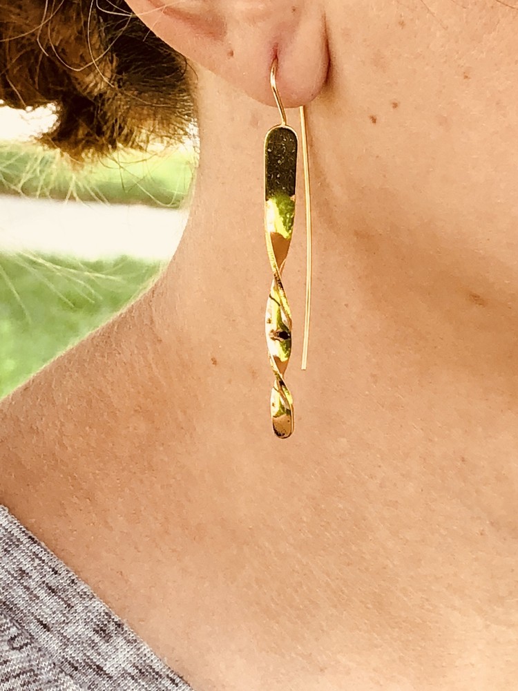 Twisted Bar Dangles