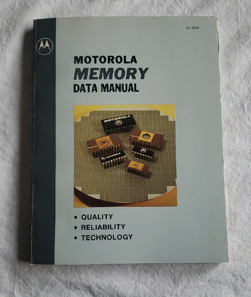 Motorola Memory Data Manual (1982) Trade Paperback
