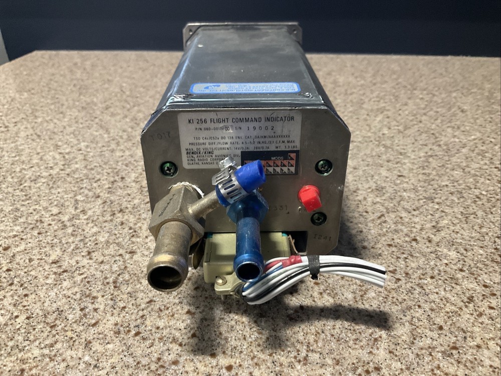 Bendix/King KI 256 Flight Command Indicator P/N 060-0017-00