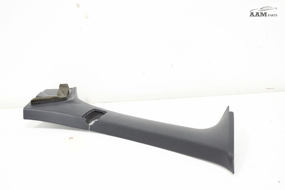 18-24 FREIGHTLINER CASCADIA FRONT RIGHT UPPER A PILLAR COVER TRIM PANEL OEM