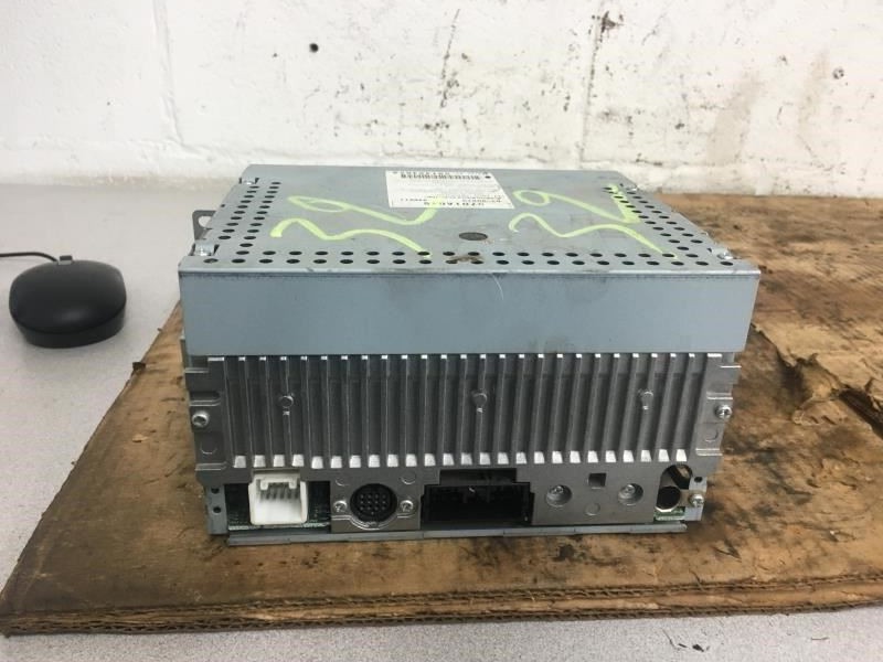 GALANT 2004 Radio/Audio 40905