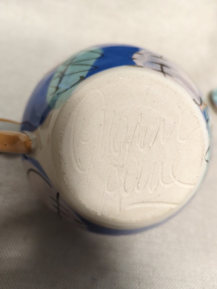 Artisan Teapot w/ Kangaroos - Signed