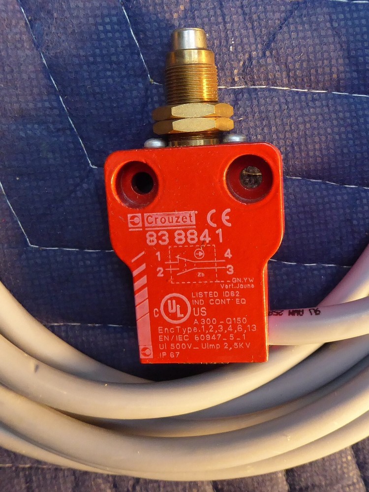 Crouzet 85 8841 Precision Micro Limit Switch CNC