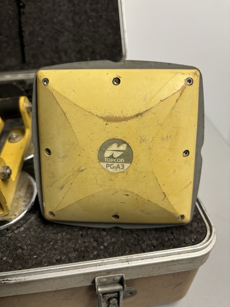 Topcon 9901 Machine Control Box & Pg-a3 Antenna