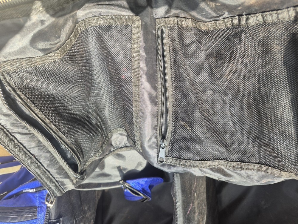No Errors NO E2 Catchers Bag-Blue-Good -Used See Desc.