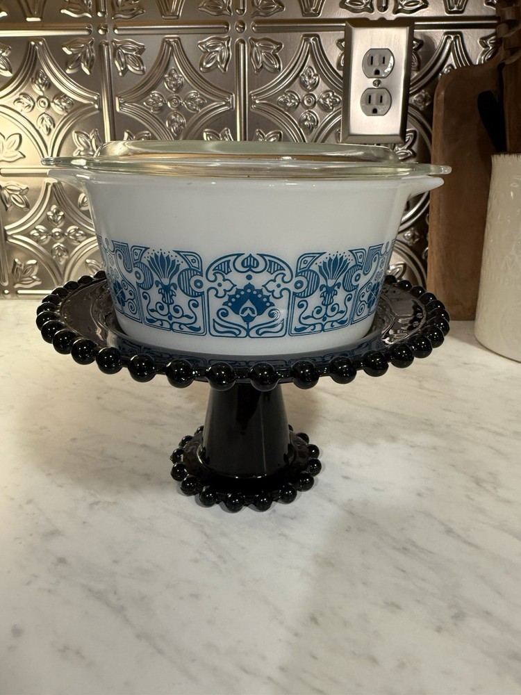Pyrex Blue Horizon 473 And 472 With Lids