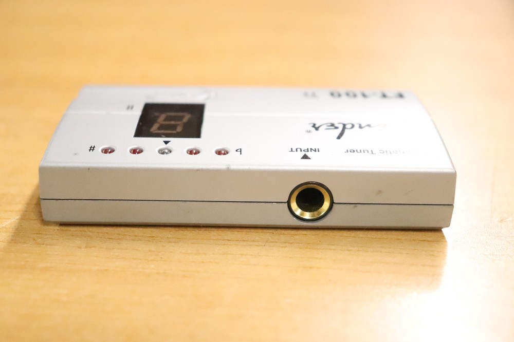 Fender FT-100 Chromatic Tuner