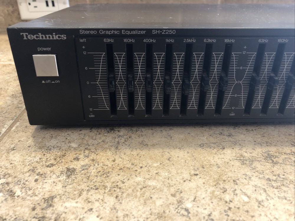 Technics SH-Z250 Stereo Graphic Equalizer WORKS GREAT