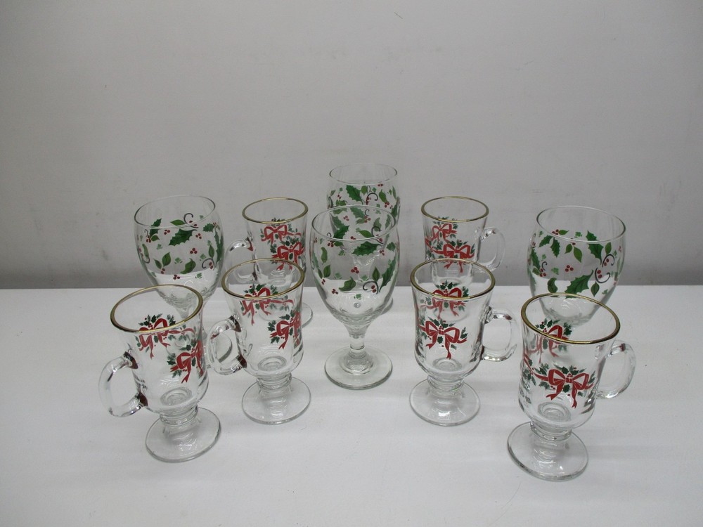 Libbey Christmas 4 Holly Berry Goblets 6 Footed