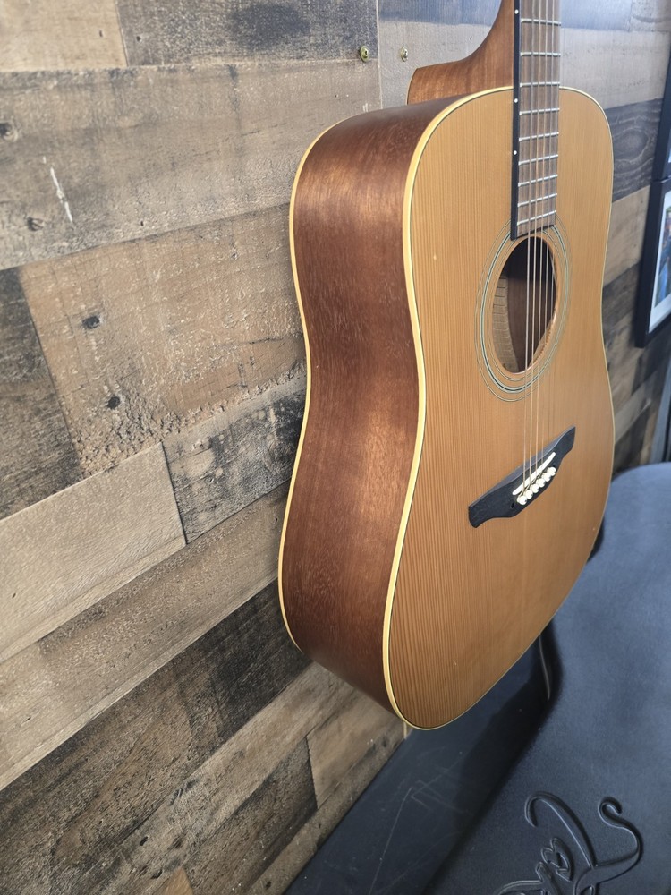 Takamine GS330S Solid Cedar Top Acoustic Guitar - W/Ohsc
