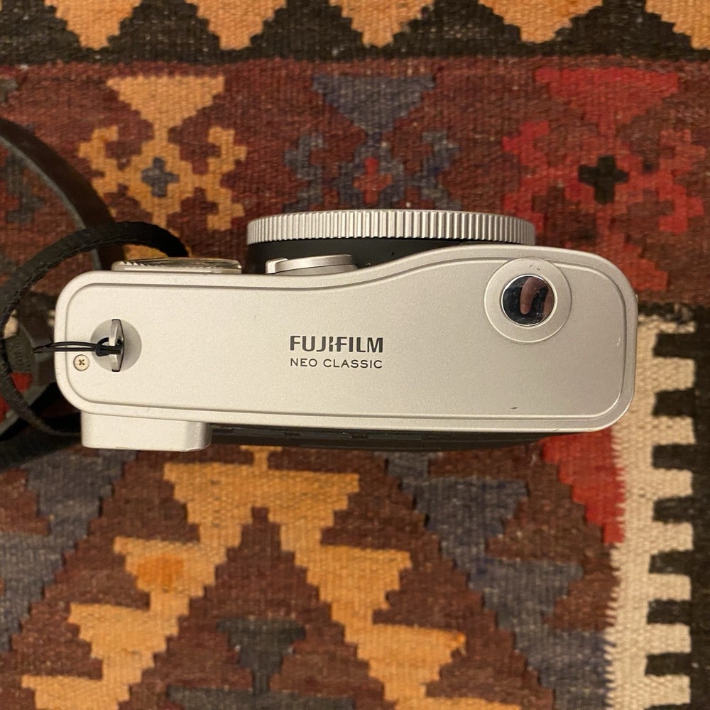 Fujifilm instax mini 90 NEO CLASSIC Instant Camera Black Silver Tested