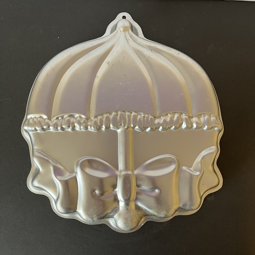 1984 Wilton Umbrella Cake Pan