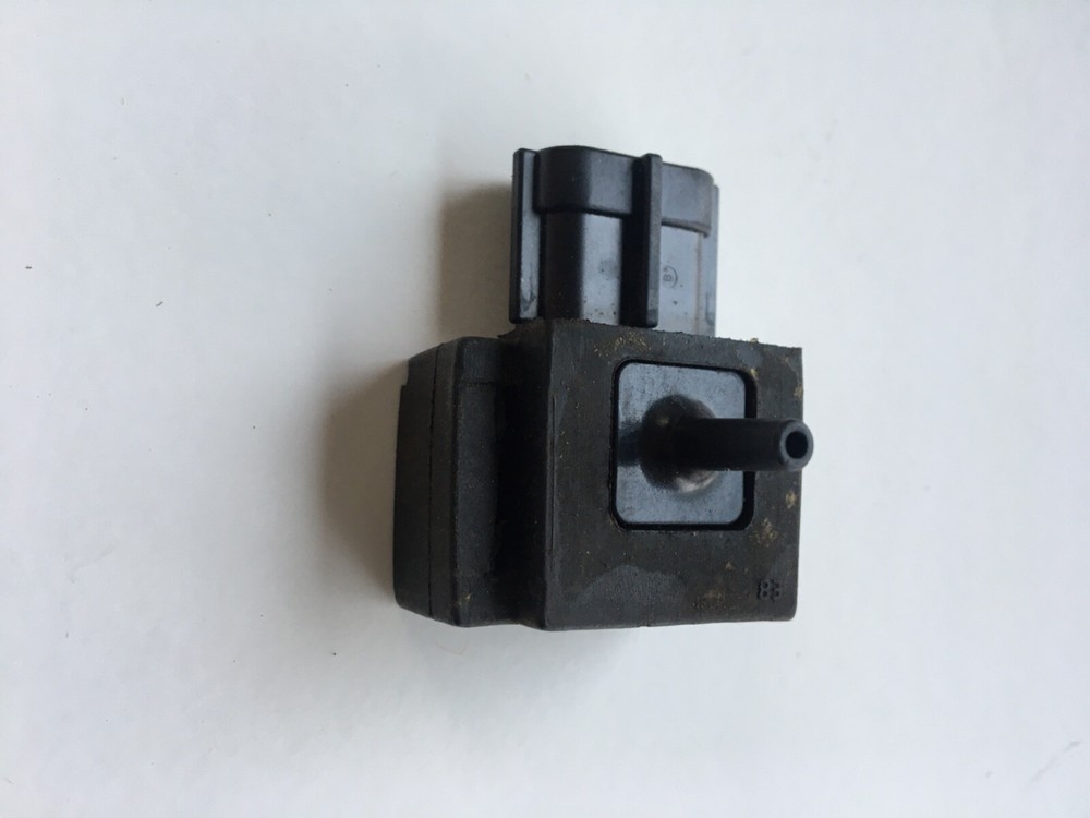 06-07 Suzuki GSXR 600 Map Sensor Air Sensor Mass Air Flow Sensor