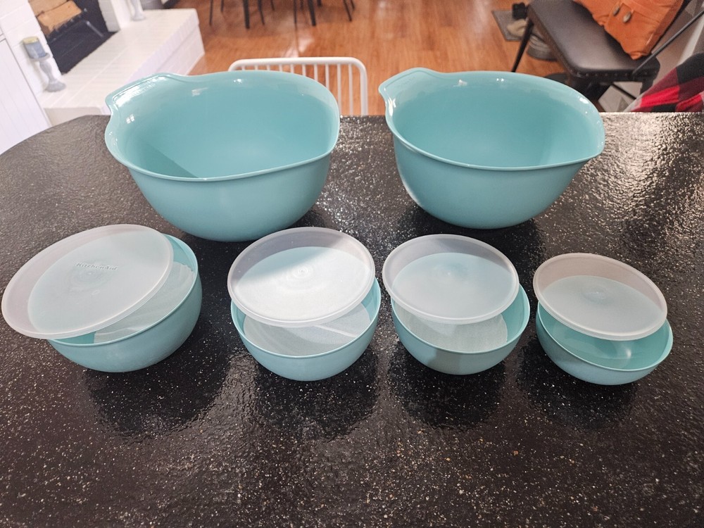 KitchenAid Mixing Bowls & Prep Bowls Plastic  - Aqua  NICE READ