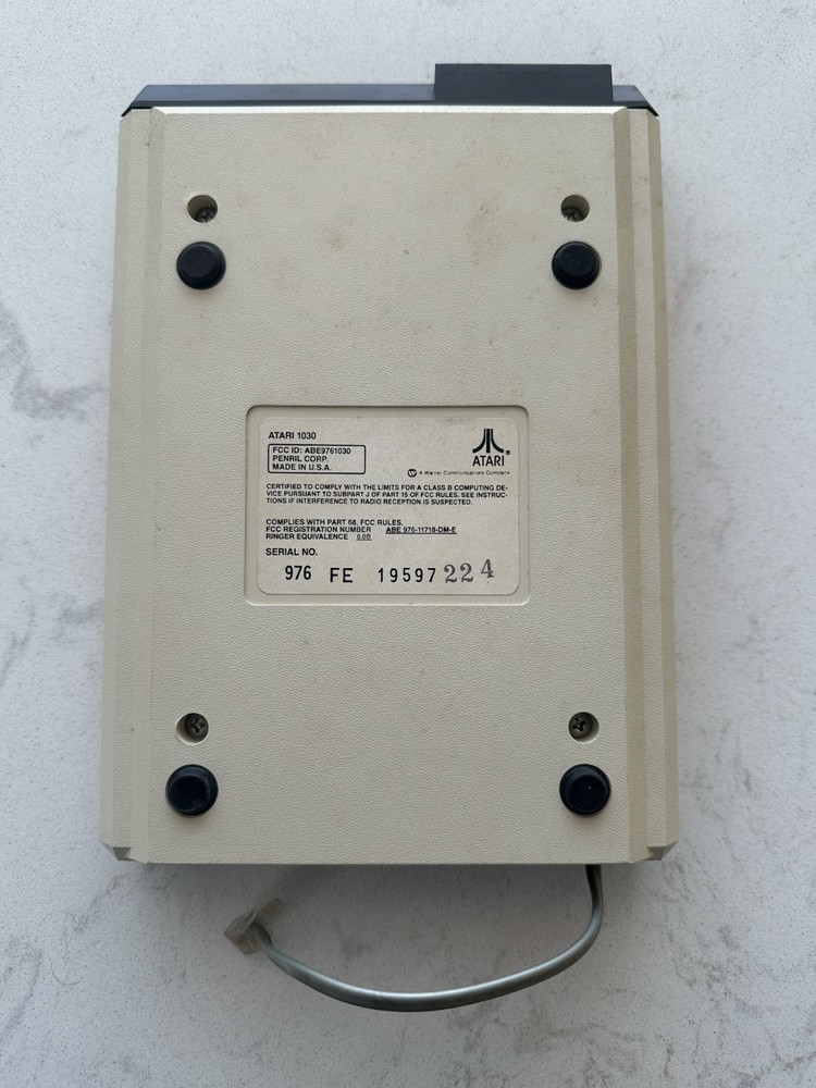 Atari 1030 Modem for 8-Bit Atari Computers READ