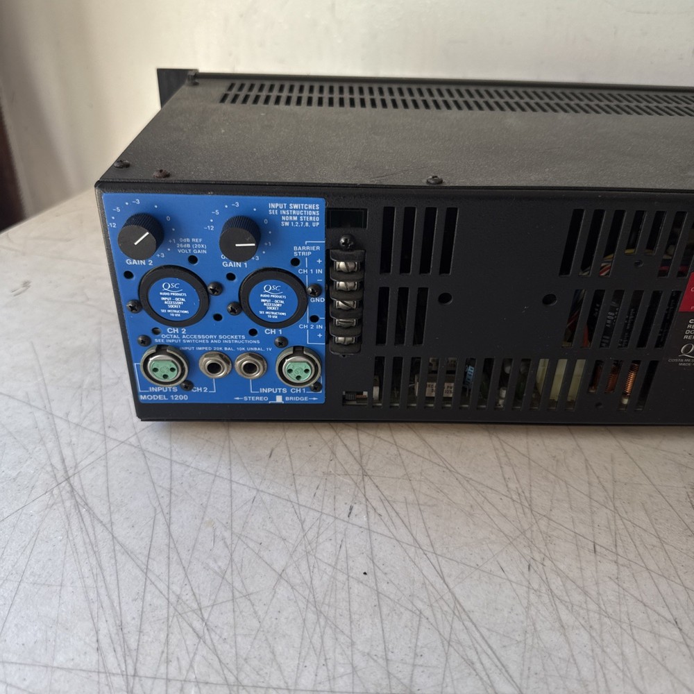 QSC Model 1200 2-Channel Power Amplifier
