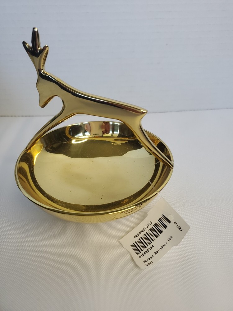 4" BRASS REINDEER NUT BOWL-FOOTED