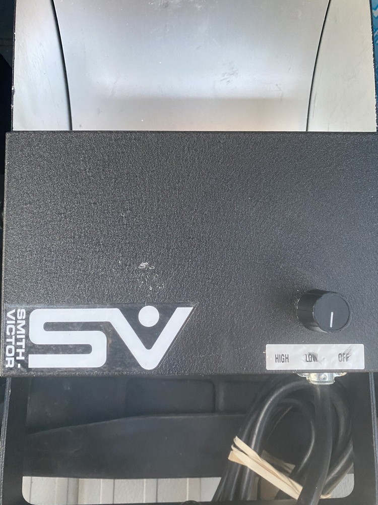 Smith Victory Studio Lighting