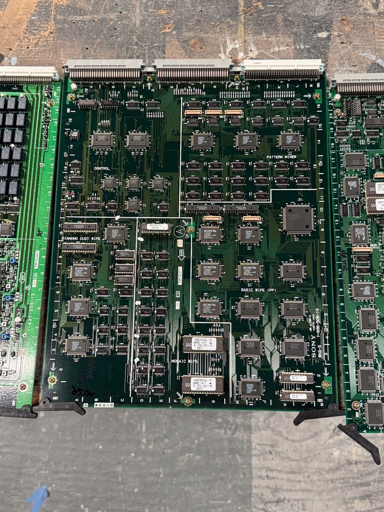 SONY Switcher Control DVS-8000C & Model BKDS-8010 Switcher Panel