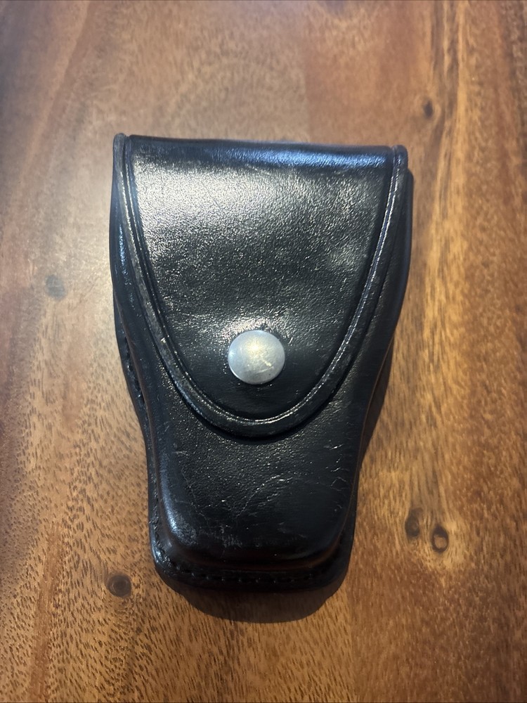 Don Hume Handcuff Case Leather