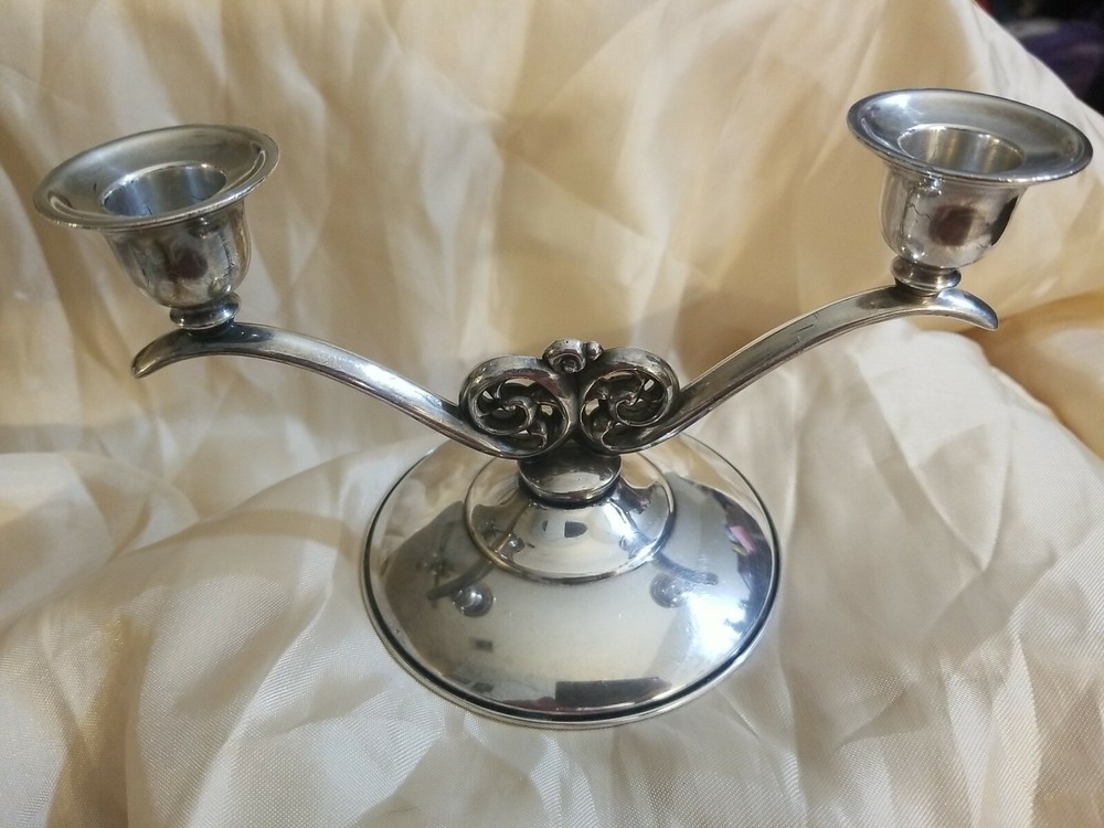WM A Rogers Vtg Silverplate Double Candlestick Holder