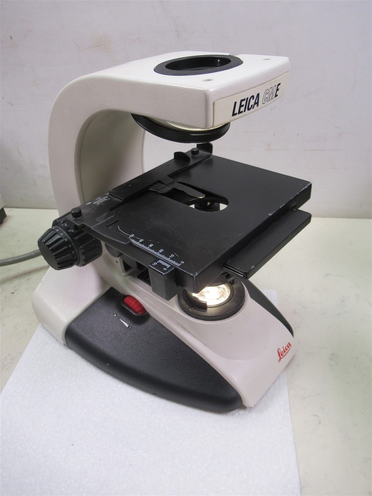 Leica CME Microscope Base Unit & Mechanical Stage No Head or Objective Lenses