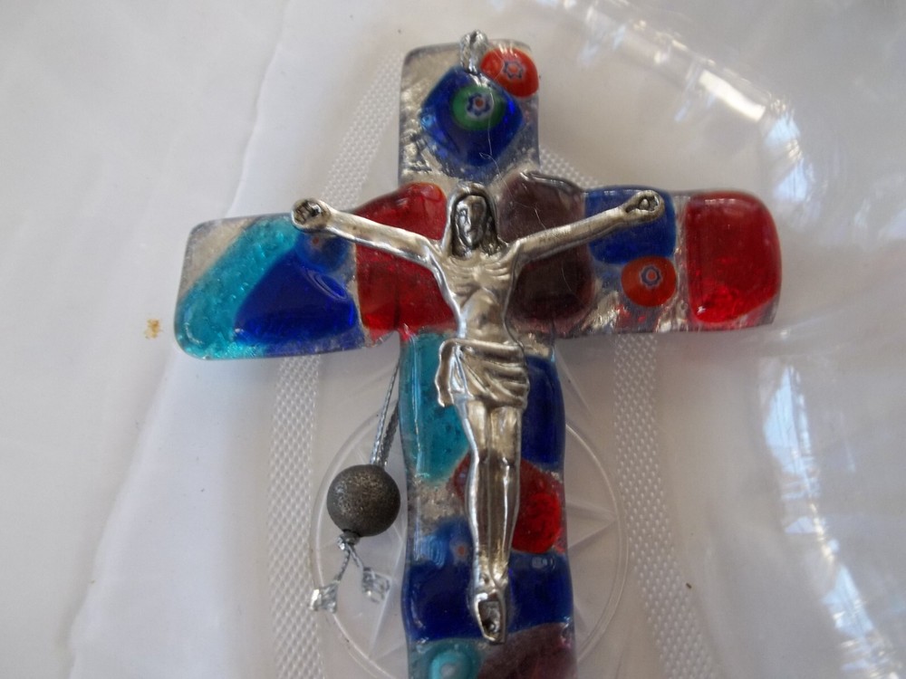 Handcrafted multicolored cross 4"