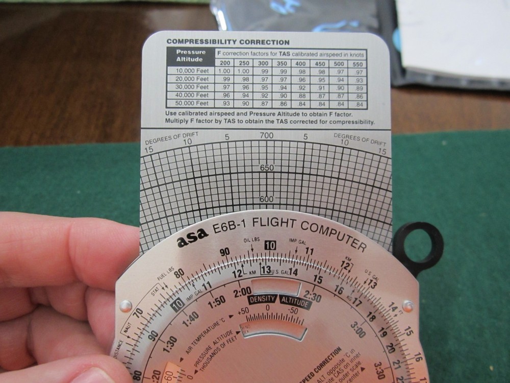 ASA Air Classics E6-B Flight Computer and Manual Metal pdq Visual Airport Guide