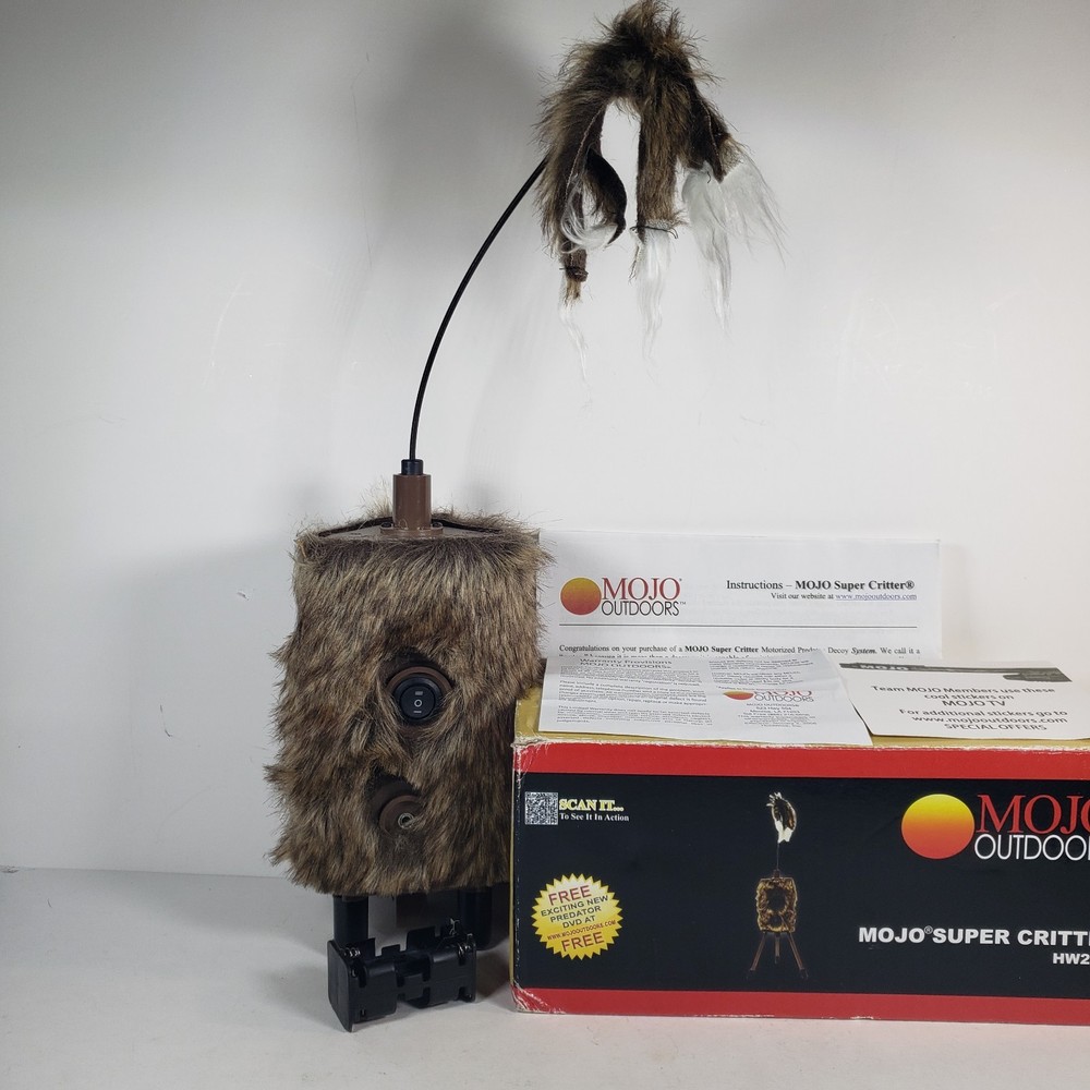 MOJO Outdoors Super Critter Predator Decoy System