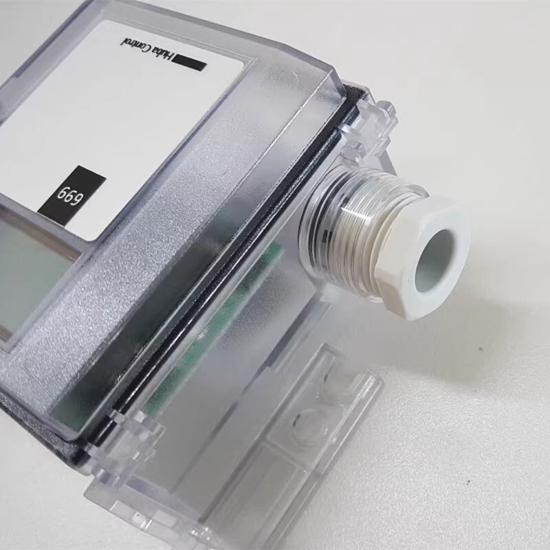 1pcs Huba Control 699.913226145 pressure sensor transmitter