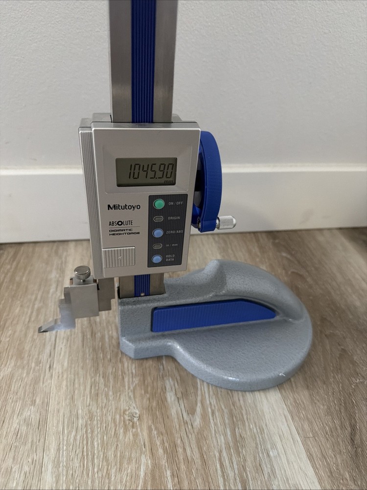 NEW Mitutoyo 570-314 digital Caliper 24”
