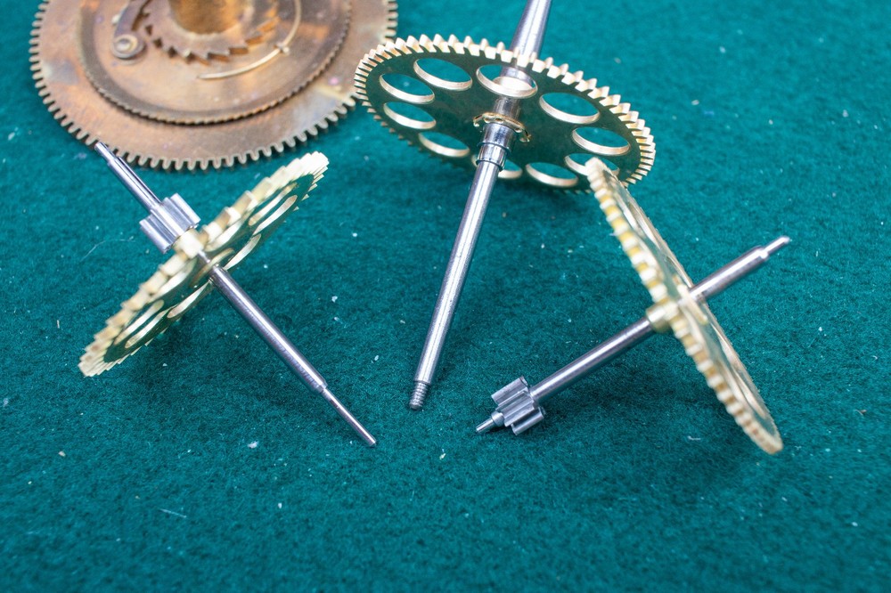 Seth Thomas Regulator # 1 Extra Round Terry Movement Weight Driven Wall Clock