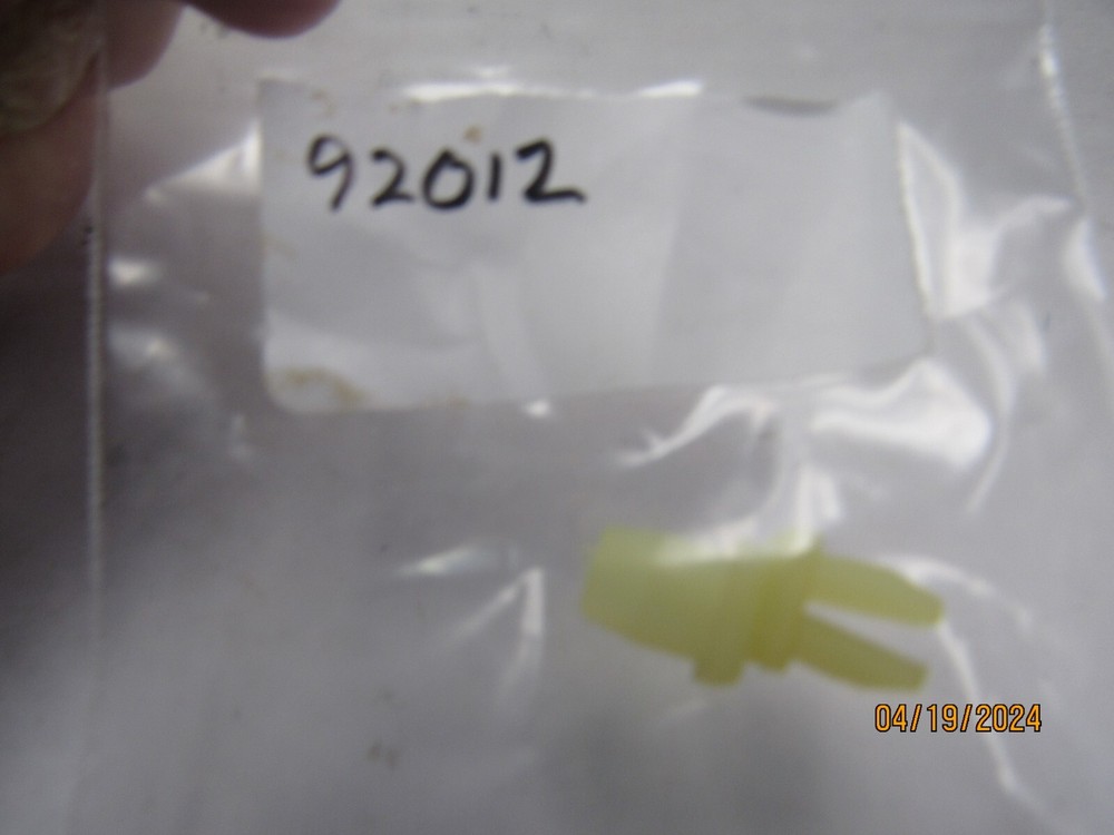 2 New OEM Quicksilver Mercury Grommets 92012