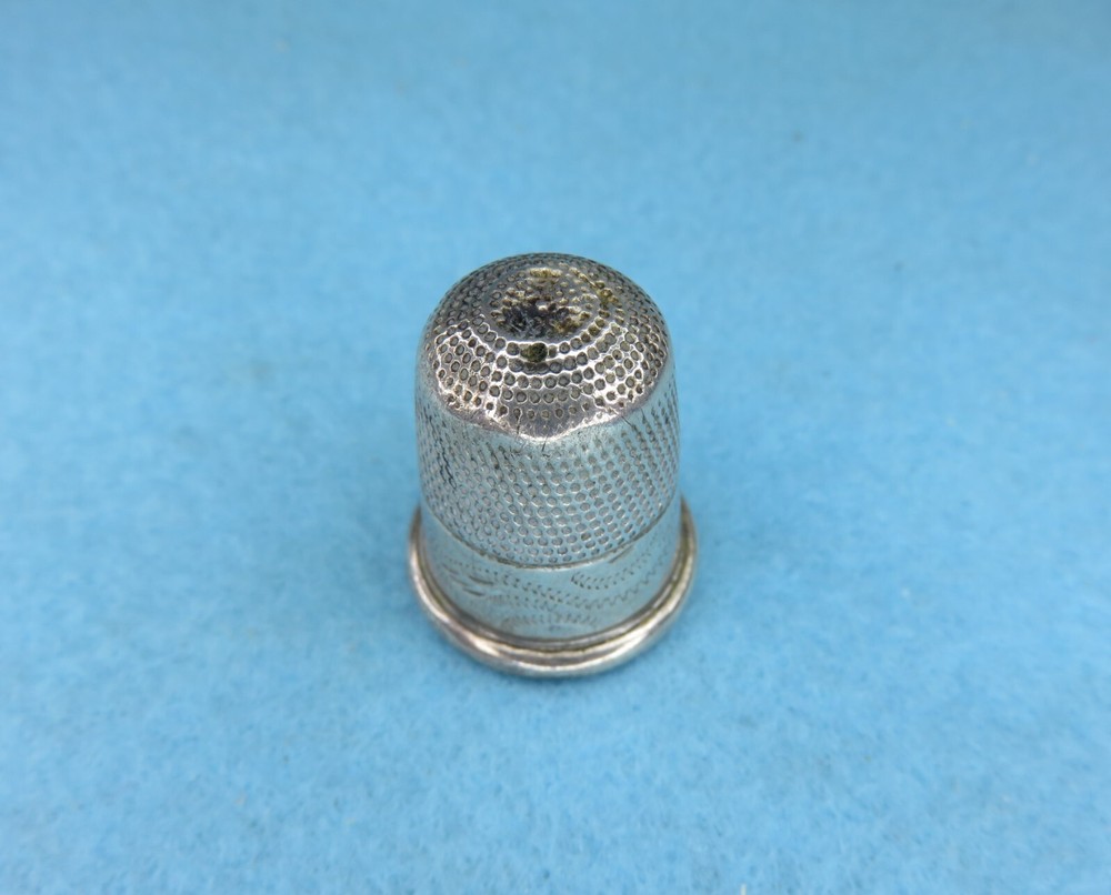 1916 Hallmarked Silver Thimble