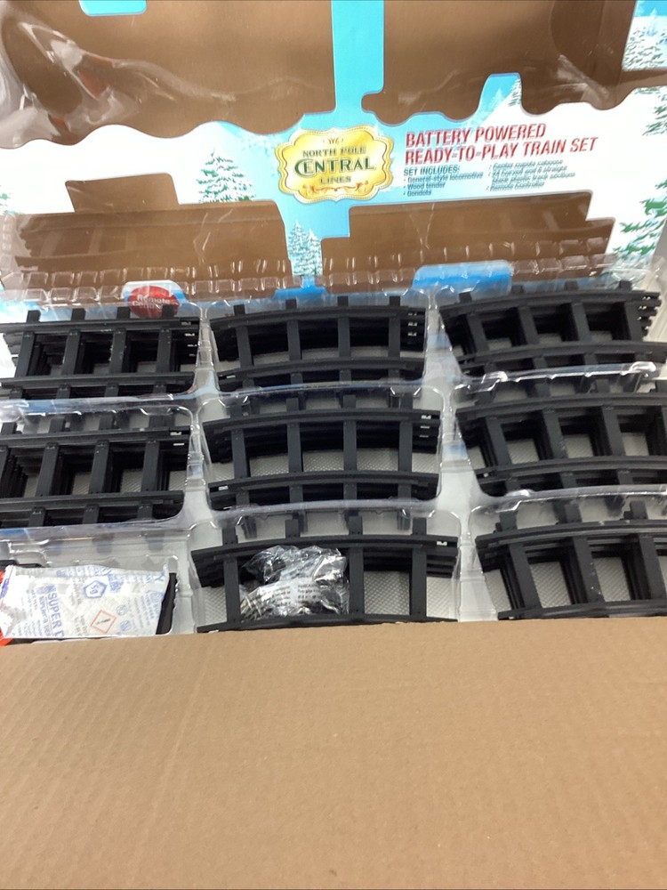 Lionel #7-11729 North Pole Central Lines Battery Powered Train Set