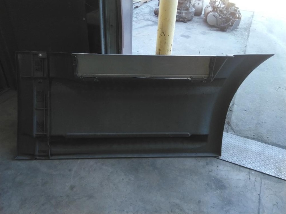 For 2020 FREIGHTLINER CASCADIA 126 SIDE FAIRING Left , MD
